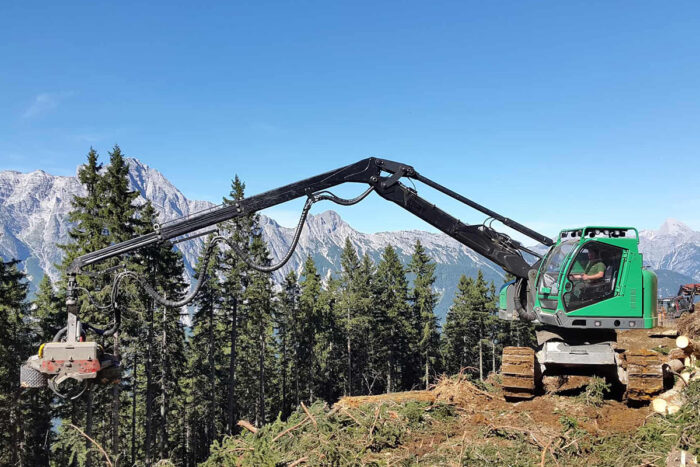 Abatteuse Neuson Forest 243HV/243HTV