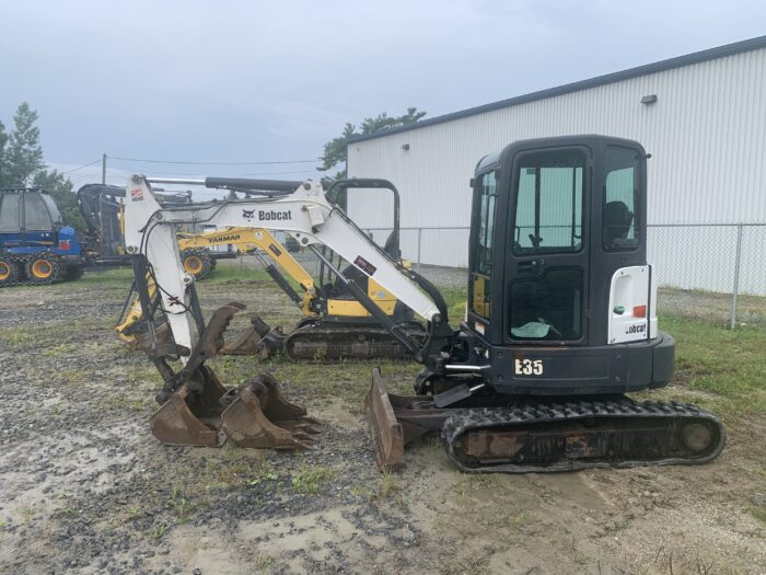 2010 BOBCAT E35