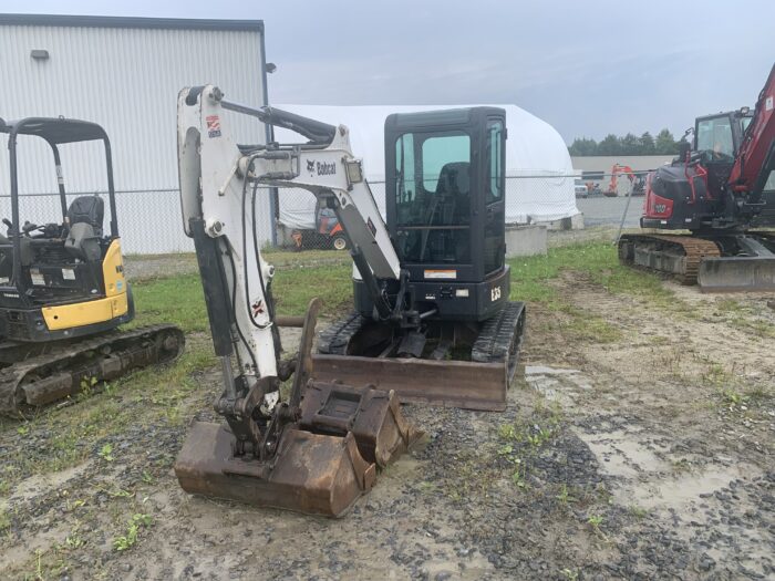 2010 BOBCAT E35 - Image 4