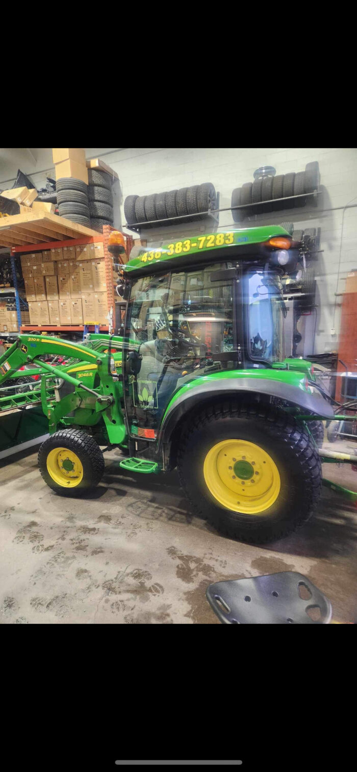 2022 John Deere 3046R – Image 5