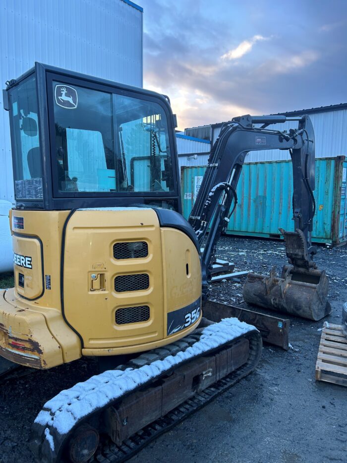 2017 John Deere 35G 66655 – Image 2