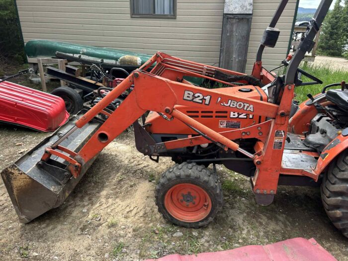 2009 Kubota B21 – Image 2