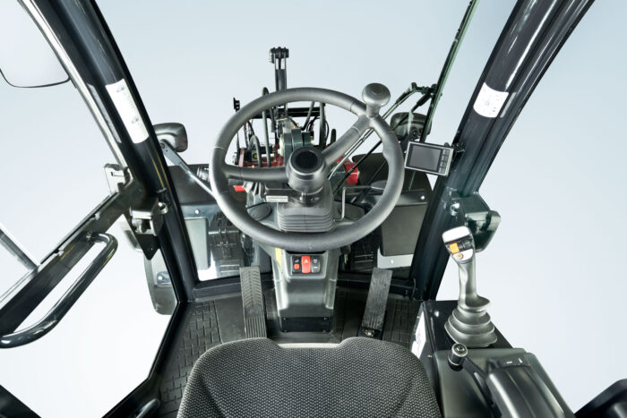 Yanmar V7 Wheel loader - Image 9